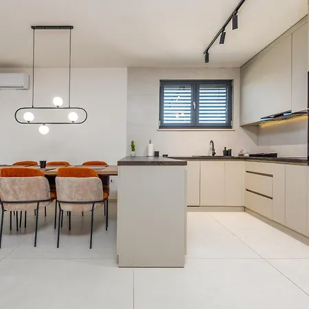 Daire Seaside Luxury Apartmenthouse Infinity Blue *
