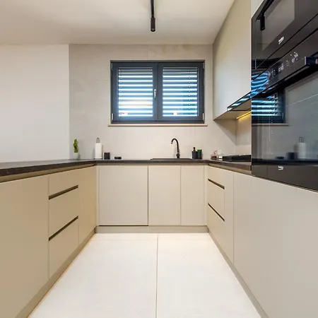Daire Seaside Luxury Apartmenthouse Infinity Blue Zadar